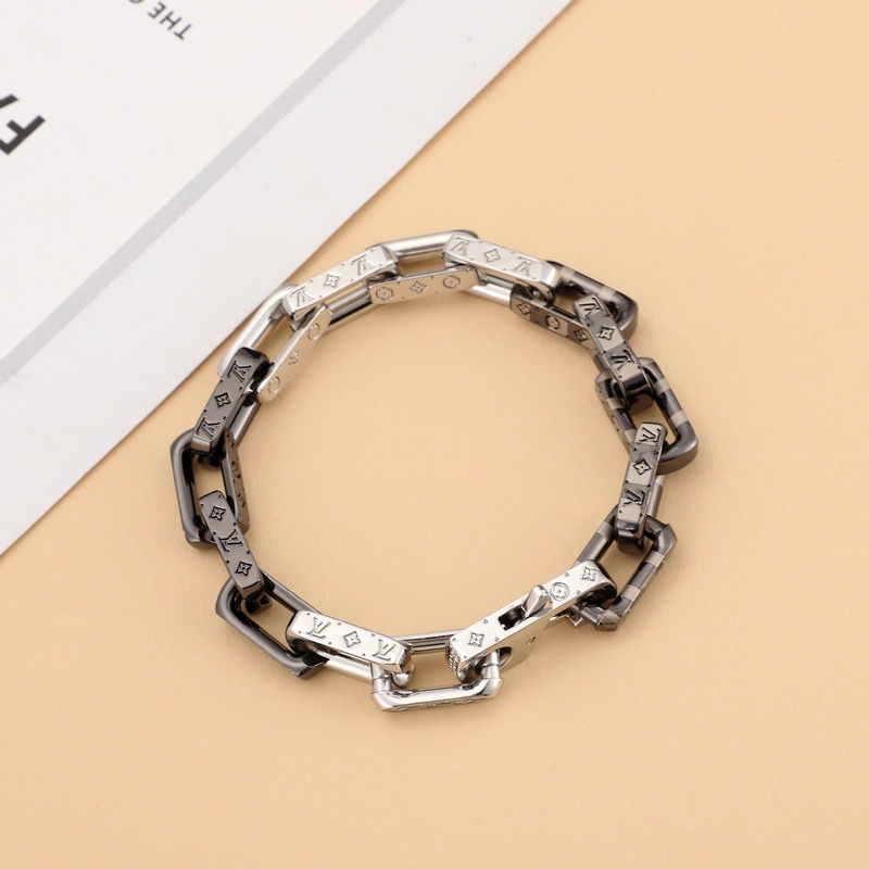 LV Bracelet 03lyr405